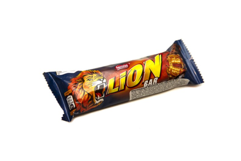 Батончик Lion карамель 42 гр