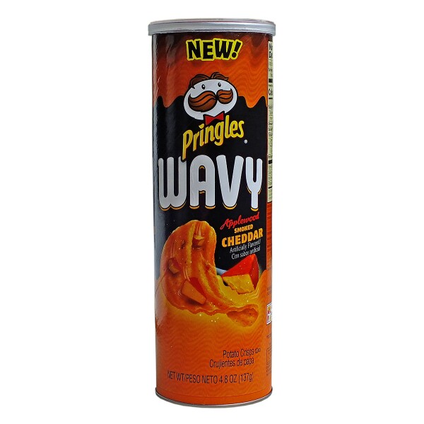 Чипсы Pringles Вейви со вкусом копченого Чердера (рефленые) 137 гр